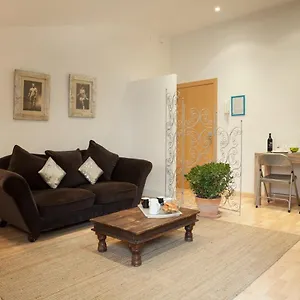 https://homenfun-montjuic.catalonia-hotels.com