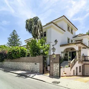 https://casa-khan.es-andalucia.com